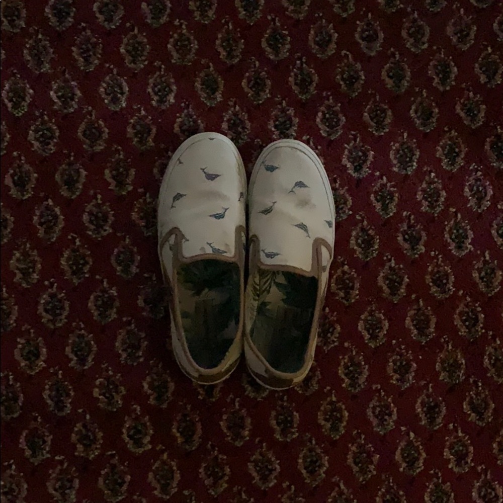 🐋Tommy Bahama slip ons🐋